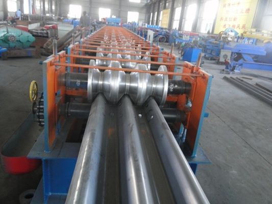 5T 고속도로 보조 레일 롤 성형기 5m/min 15KW