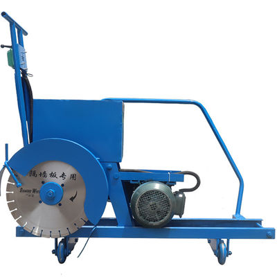 5.5KW 칸막이벽 패널 절단기 2000r/Min 수평한 급식